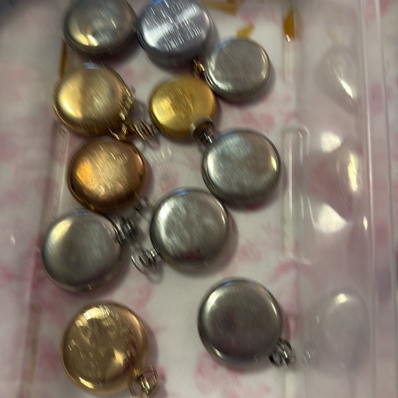 Assorted Watches Collection - Picture 6 of 6